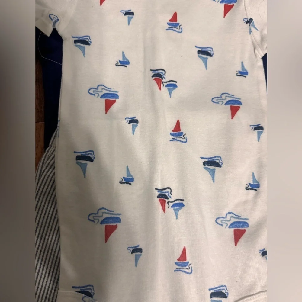 Carter’s Baby 3-Piece Set Bodysuit, Tee & Shorts, Blue,Size 24 Months, NWT